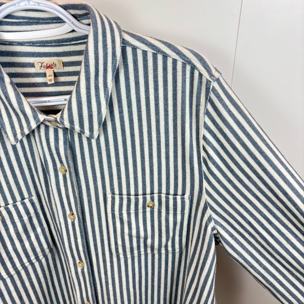 Faherty Navy Blazer Stripe Legend Sweater Shirt Women's XL Relaxed Super Soft - Picture 4 of 8